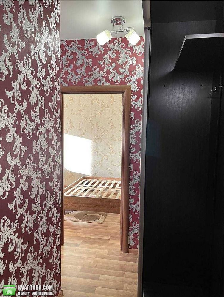Rent out 1-room apartment. Киев, Повітряних сил — photo 5