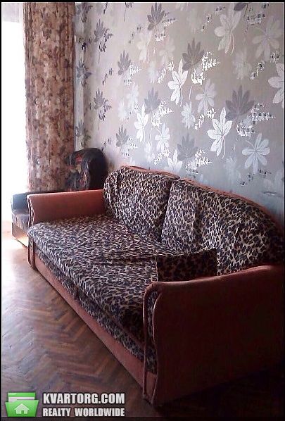 Rent out 2-room apartment. Киев,  Мира пр — photo 3