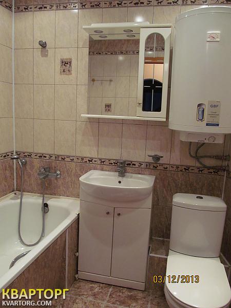 Rent out 2-room apartment. Днепропетровск, Героев пр — photo 3