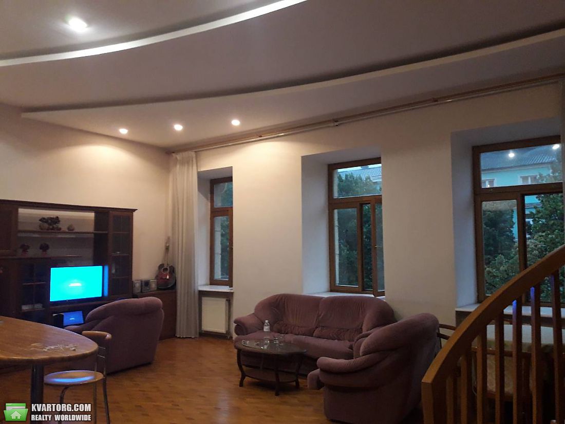 Sell 2-room apartment. Одесса, Дерибасовская — photo 1