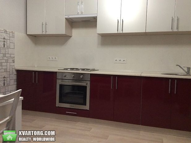 Rent out 2-room apartment. Киев,  Ломоносова — photo 1