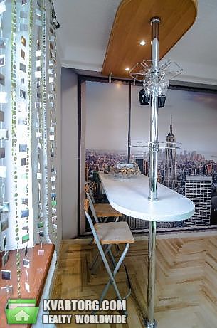 Rent out 3-room apartment. Киев,  Жмеринская — photo 6