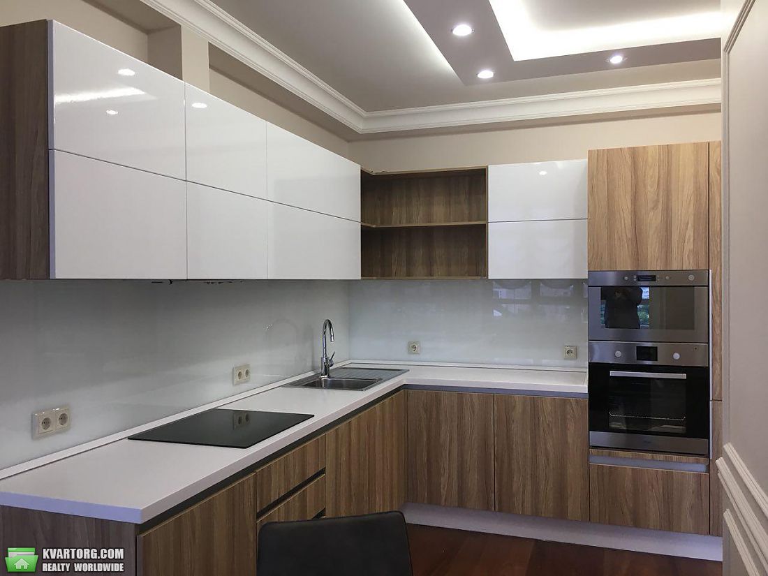 Rent out 2-room apartment. Киев, ул.Подвысоцкого — photo 1