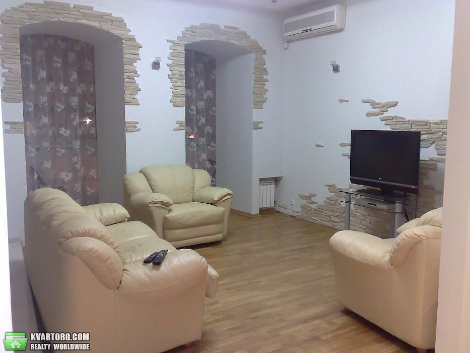 Rent out 3-room apartment. Киев,  Антоновича — photo 2