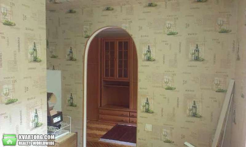 Sell 3-room apartment. Киев,  Ромена Роллана бул — photo 1