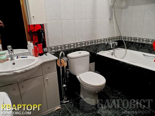 Sell 2-room apartment. Киев,  Жилянская — photo 9