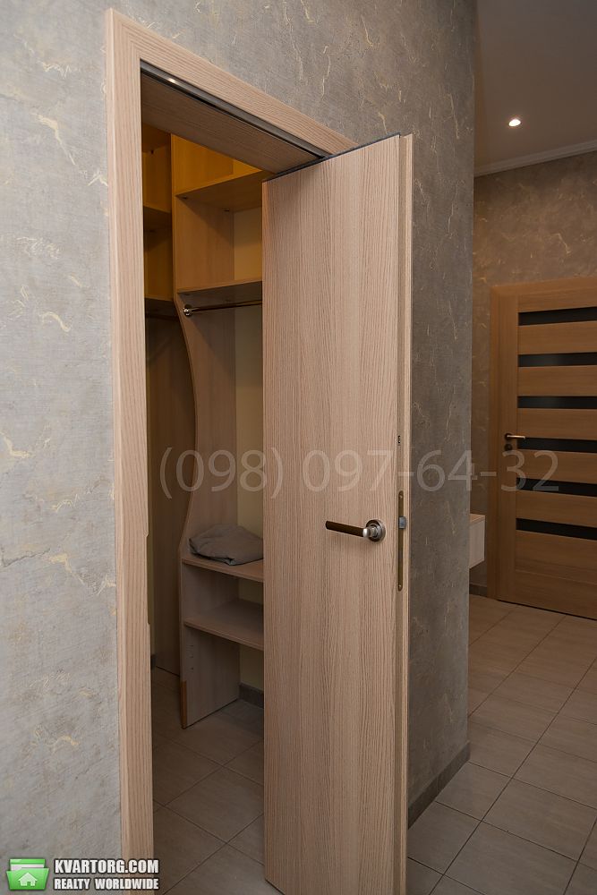 Sell 2-room apartment. Киев, Оболонская наб — photo 4