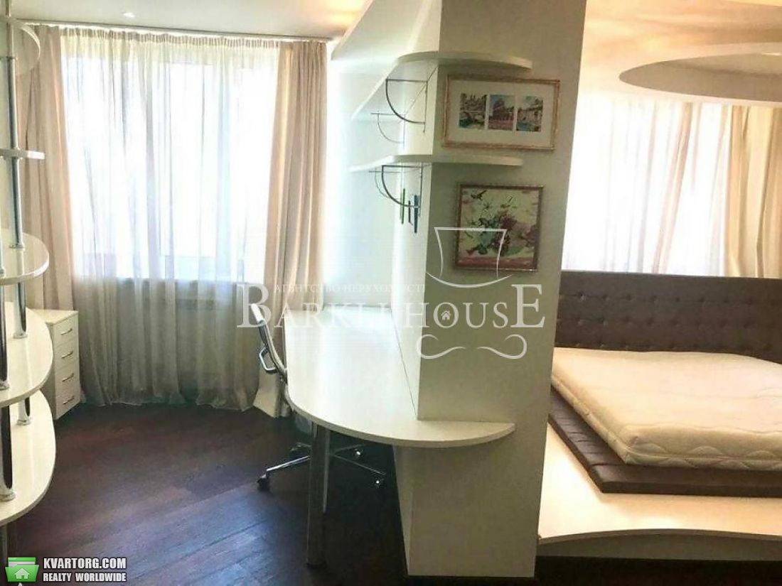 Rent out 2-room apartment. Киев,  Тычины пр — photo 7