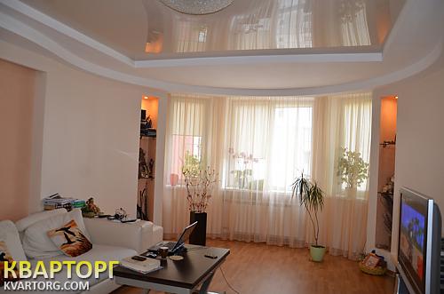 Sell 3-room apartment. Киев,  Амосова — photo 1