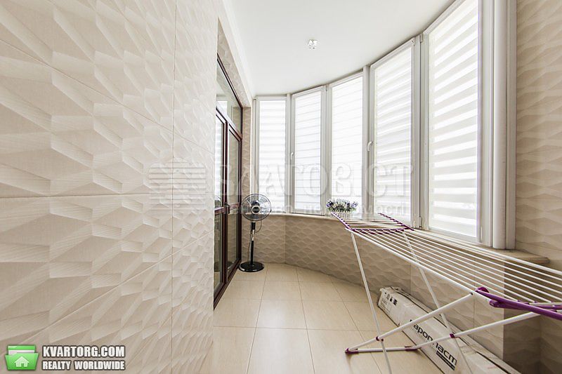 Rent out 3-room apartment. Киев,  Барбюса — photo 9