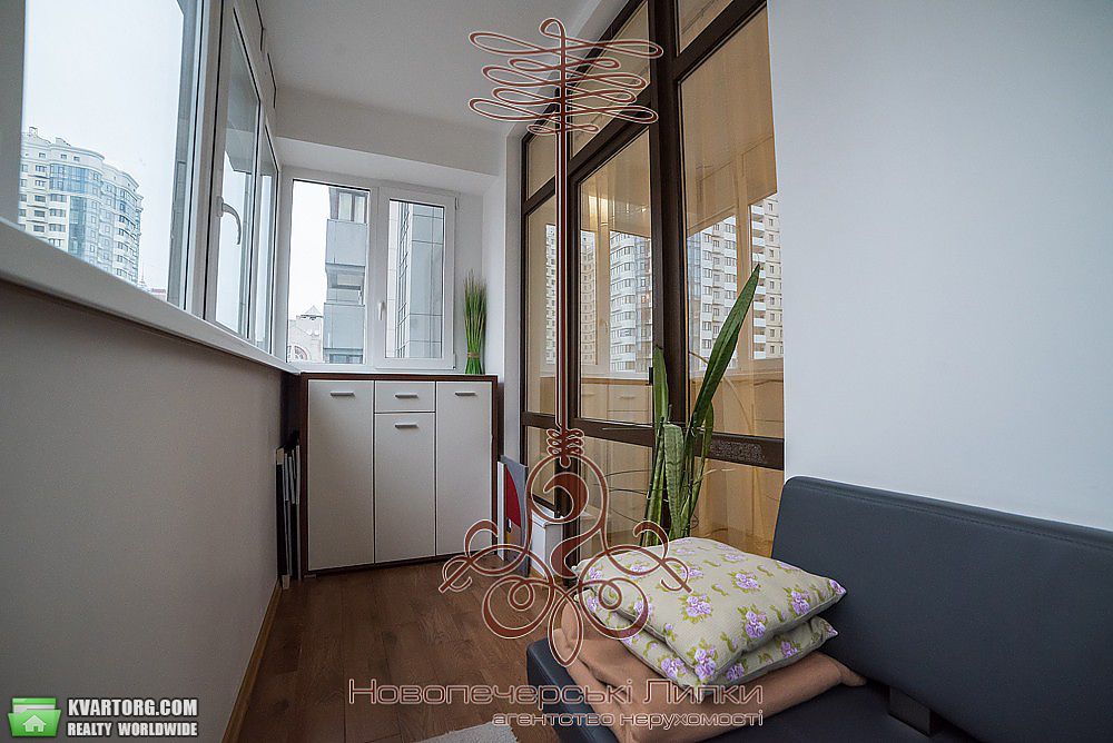 Sell 1-room apartment. Киев,  Драгомирова — photo 8