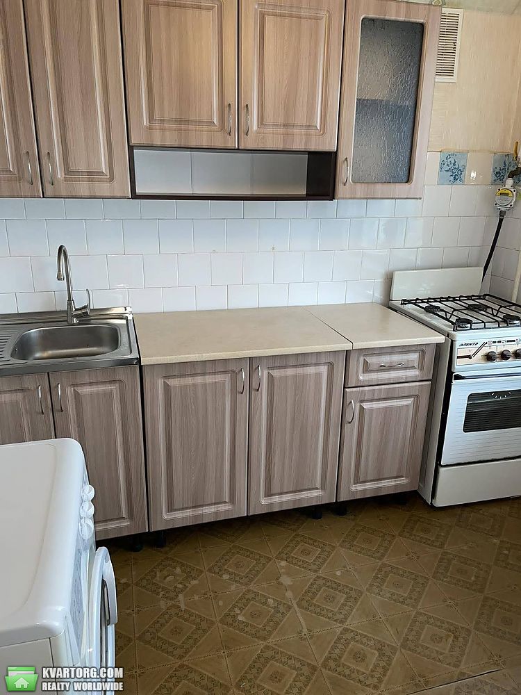 Rent out 2-room apartment. Киев,  Борщаговская — photo 1