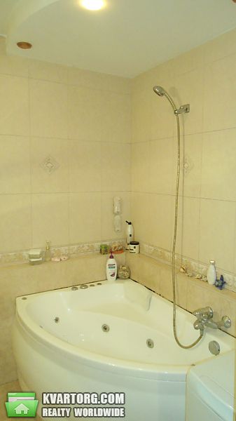 Sell 2-room apartment. Киев,  Амосова — photo 6