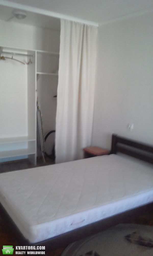 Rent out 2-room apartment. Киев, Белецкая — photo 3