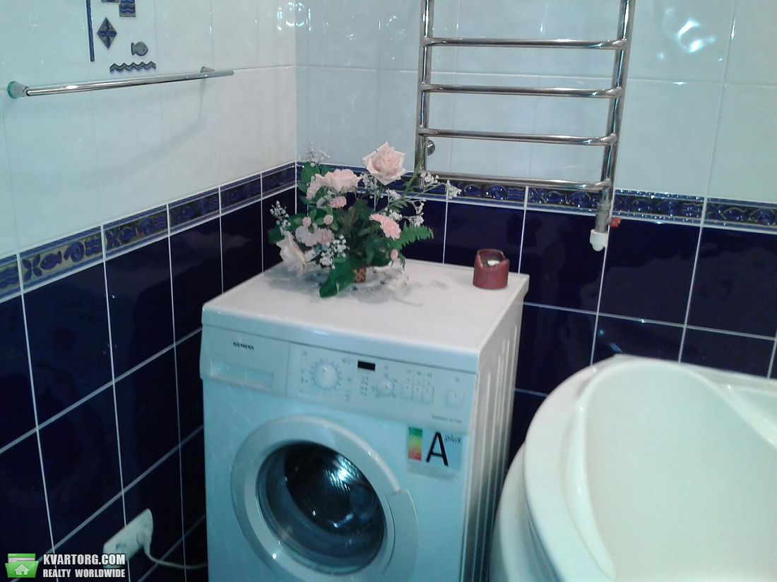 Rent out 2-room apartment. Киев,  Туровская — photo 10