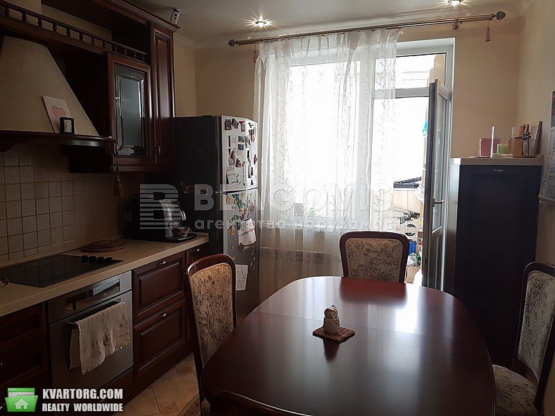 Sell 3-room apartment. Киев,  Урловская — photo 7