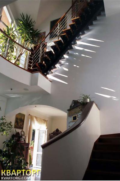 Rent out house. Киев, Локомотивная — photo 9