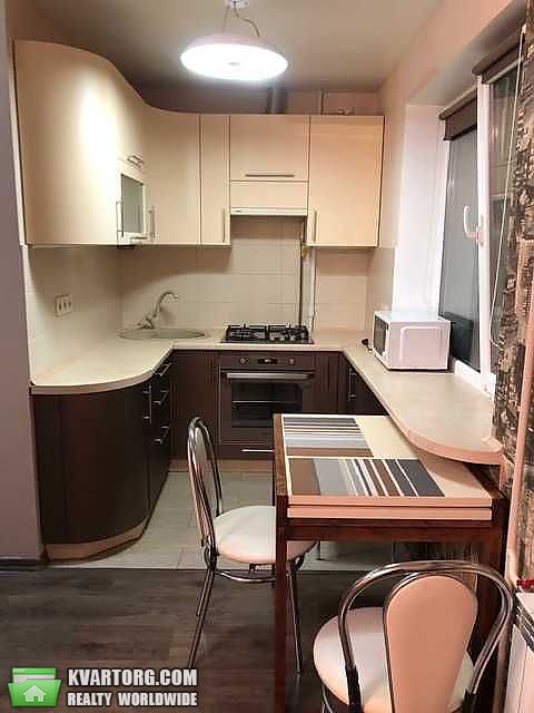 Rent out 1-room apartment. Киев, Демеевская — photo 1