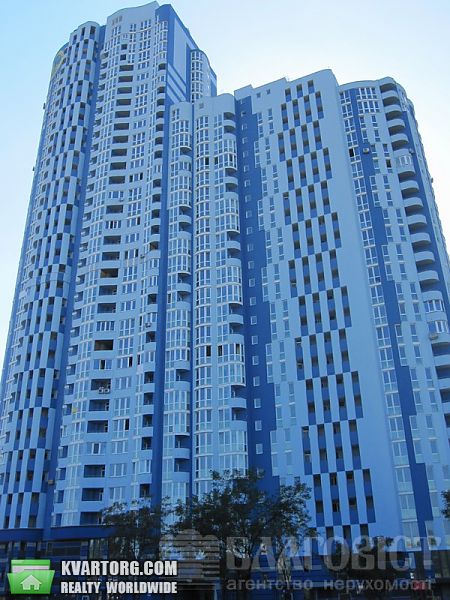Sell 3-room apartment. Киев, Воссоединения пр — photo 1