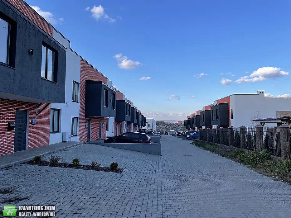Sell house. Черновцы, Центральная — photo 1