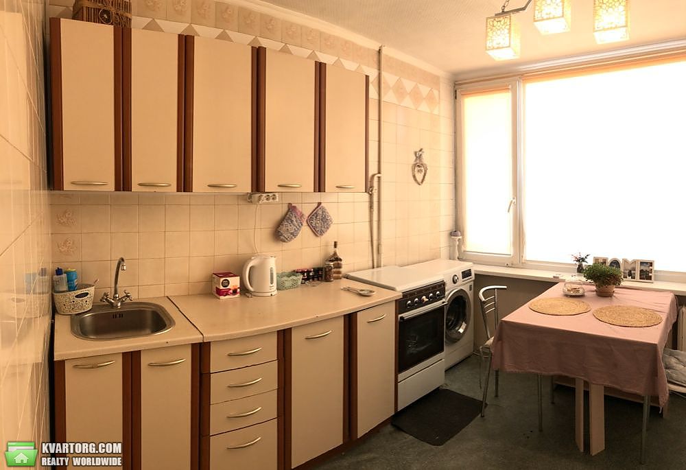 Sell 2-room apartment. Киев,  Дмитриевская — photo 1