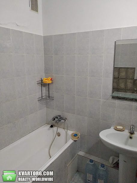 Rent out 1-room apartment. Киев,  Срибнокильская — photo 4