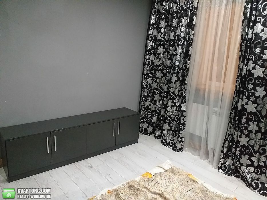 Sell 2-room apartment. Киев, Майкопская — photo 2