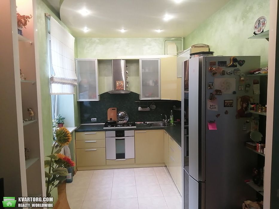 Sell 3-room apartment. Киев,  Котельникова — photo 10