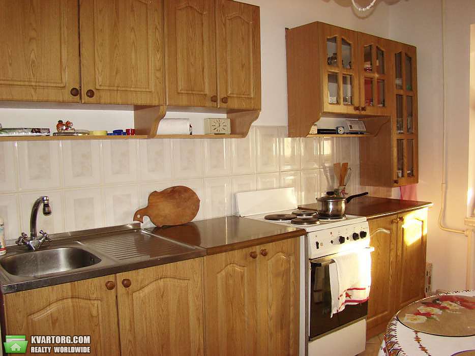 Rent out 3-room apartment. Киев, Котельникова — photo 8