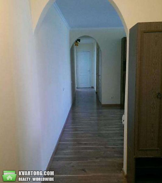 Sell 3-room apartment. Киев, Горловская ул. — photo 9