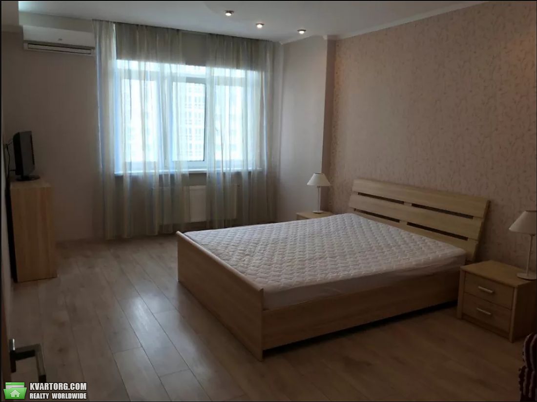 Rent out 1-room apartment. Киев,  Чавдар — photo 3