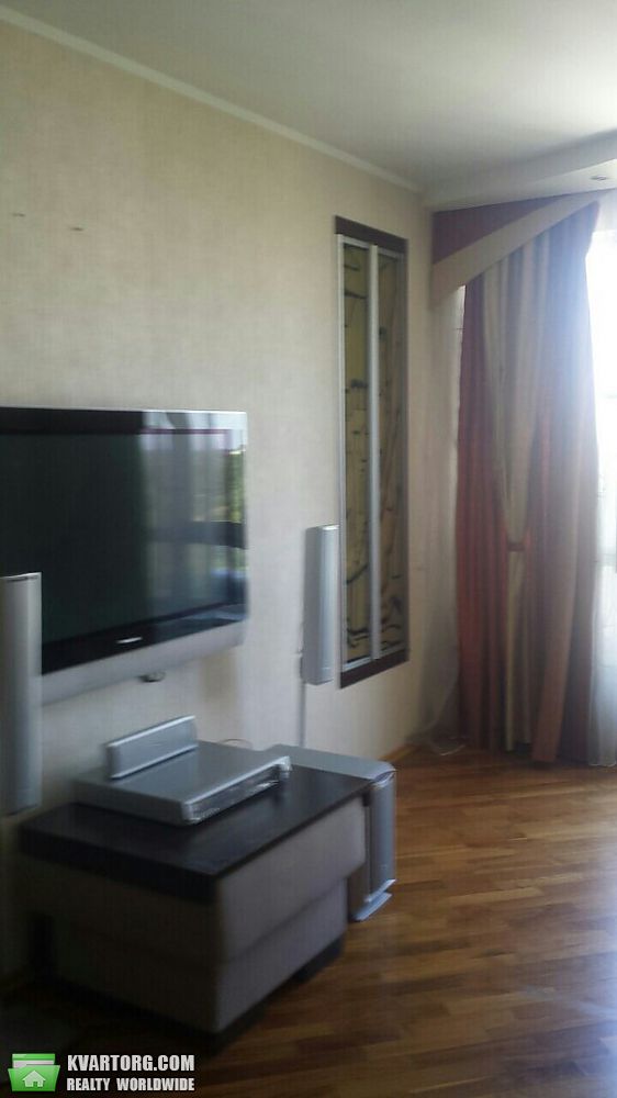 Sell 1-room apartment. Киев,  Баумана — photo 1