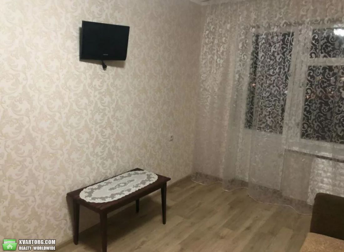 Rent out 1-room apartment. Киев,  Оболонский пр — photo 2
