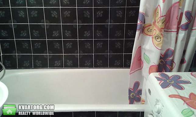 Rent out 2-room apartment. Киев,  Здолбуновская — photo 8