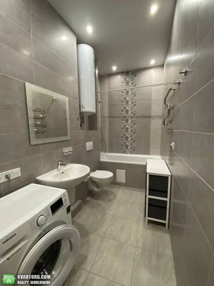 Rent out 2-room apartment. Киев, Коновальца — photo 4