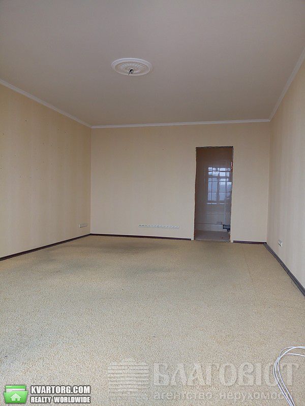 Sell 4-room apartment. Киев,  Бажана — photo 1