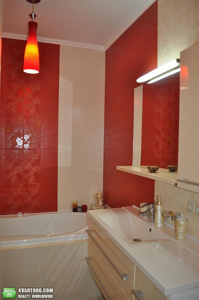 Rent out 2-room apartment. Киев,  Дегтяревская — photo 6