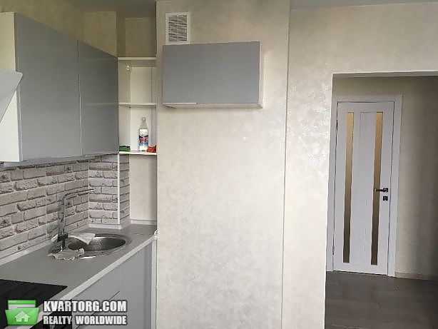 Sell 2-room apartment. Киев,  Ломоносова — photo 1