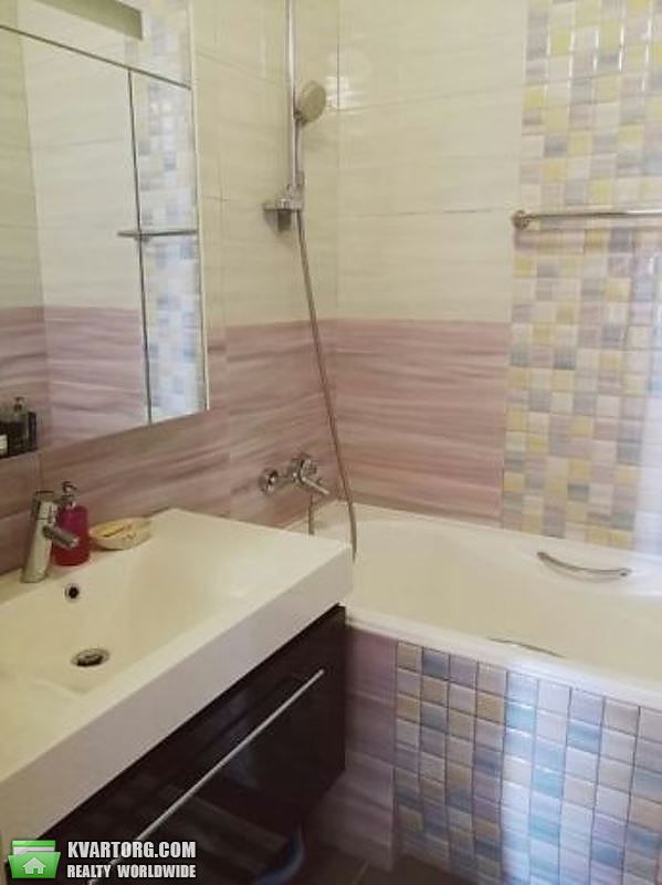 Sell 3-room apartment. Киев,  Урловская — photo 7