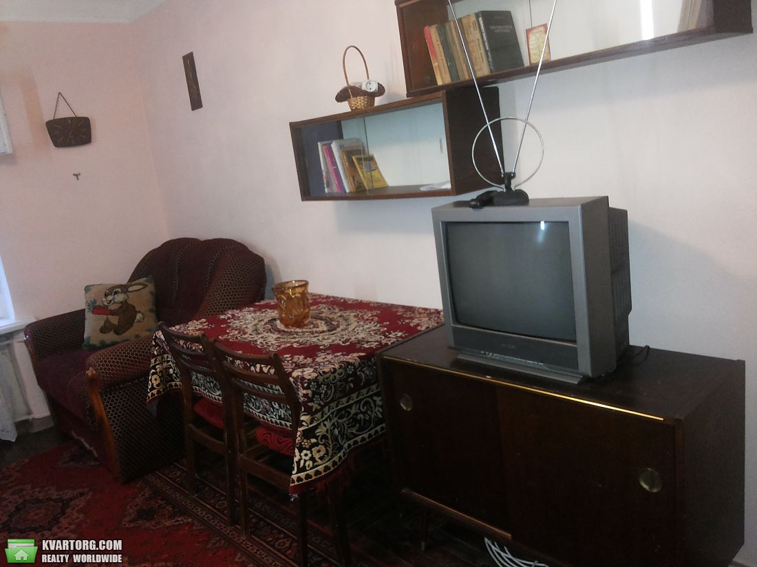 Rent out 2-room apartment. Киев,  Ижакевича — photo 3