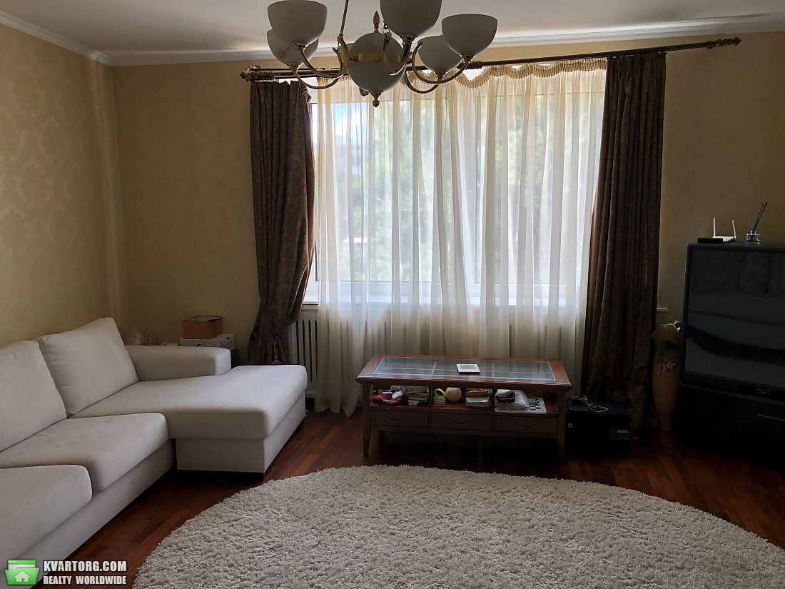 Rent out 3-room apartment. Киев,  Гоголевская — photo 4