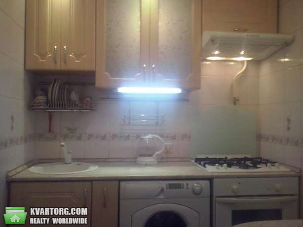 Sell 2-room apartment. Киев,  Нежинская — photo 1