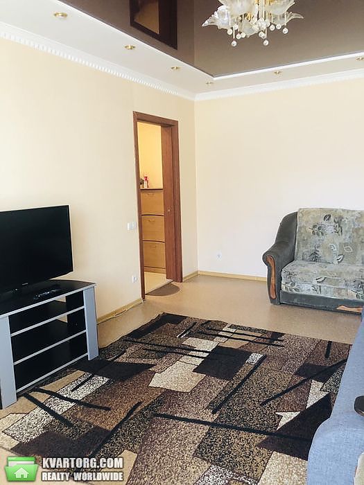 Rent out 2-room apartment. Киев,  Оболонский пр — photo 1