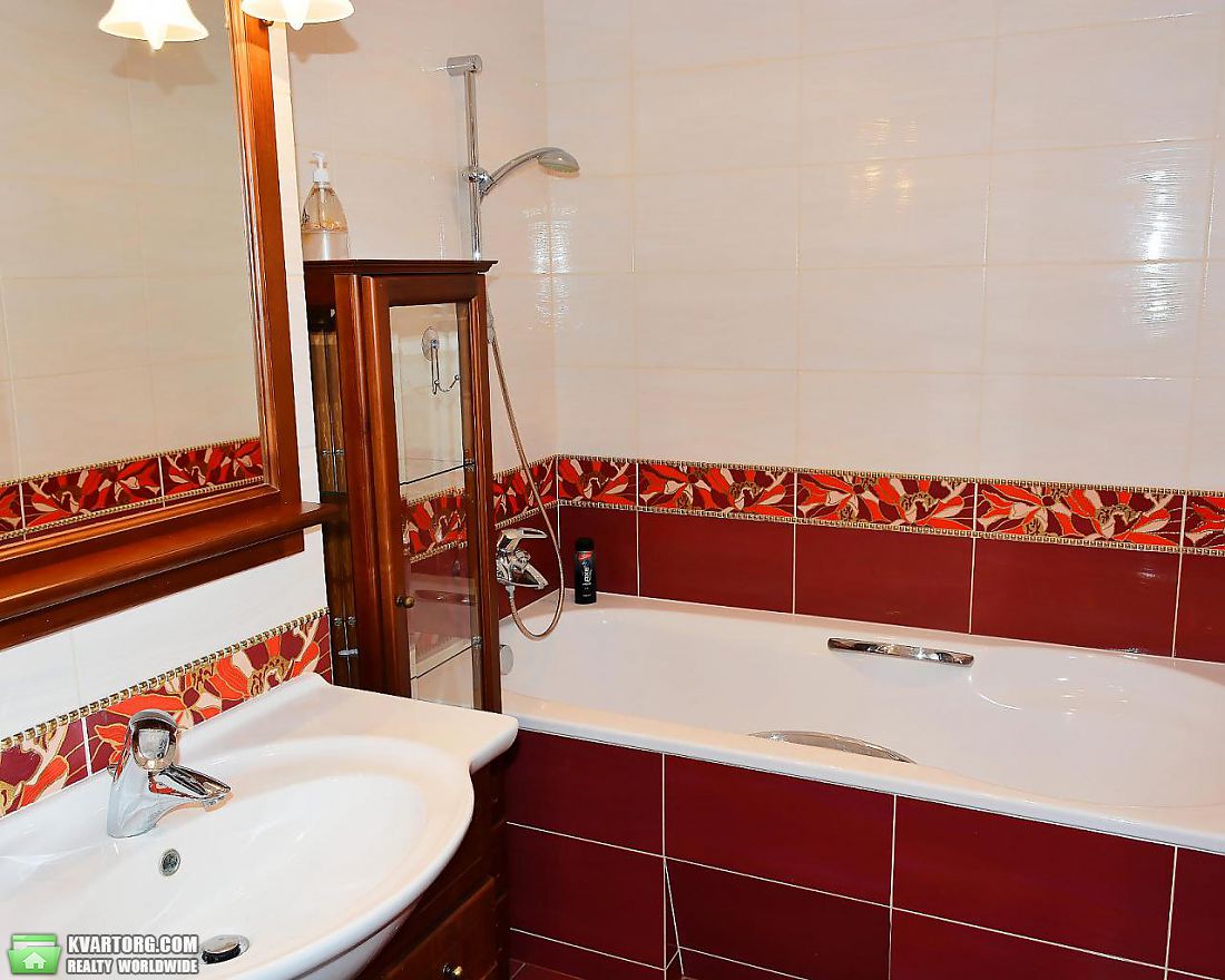 Rent out 2-room apartment. Киев,  Ярославский пер — photo 6