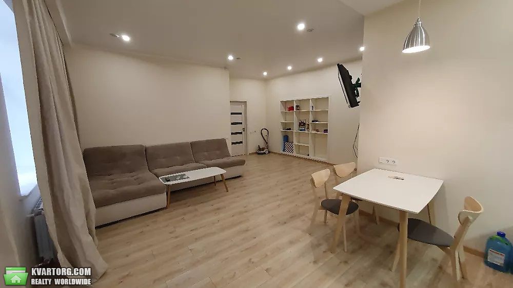 Sell 2-room apartment. Киев,  Верхний Вал — photo 3