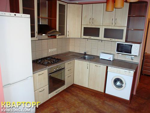 Rent out 2-room apartment. Киев,  Жмаченко — photo 1
