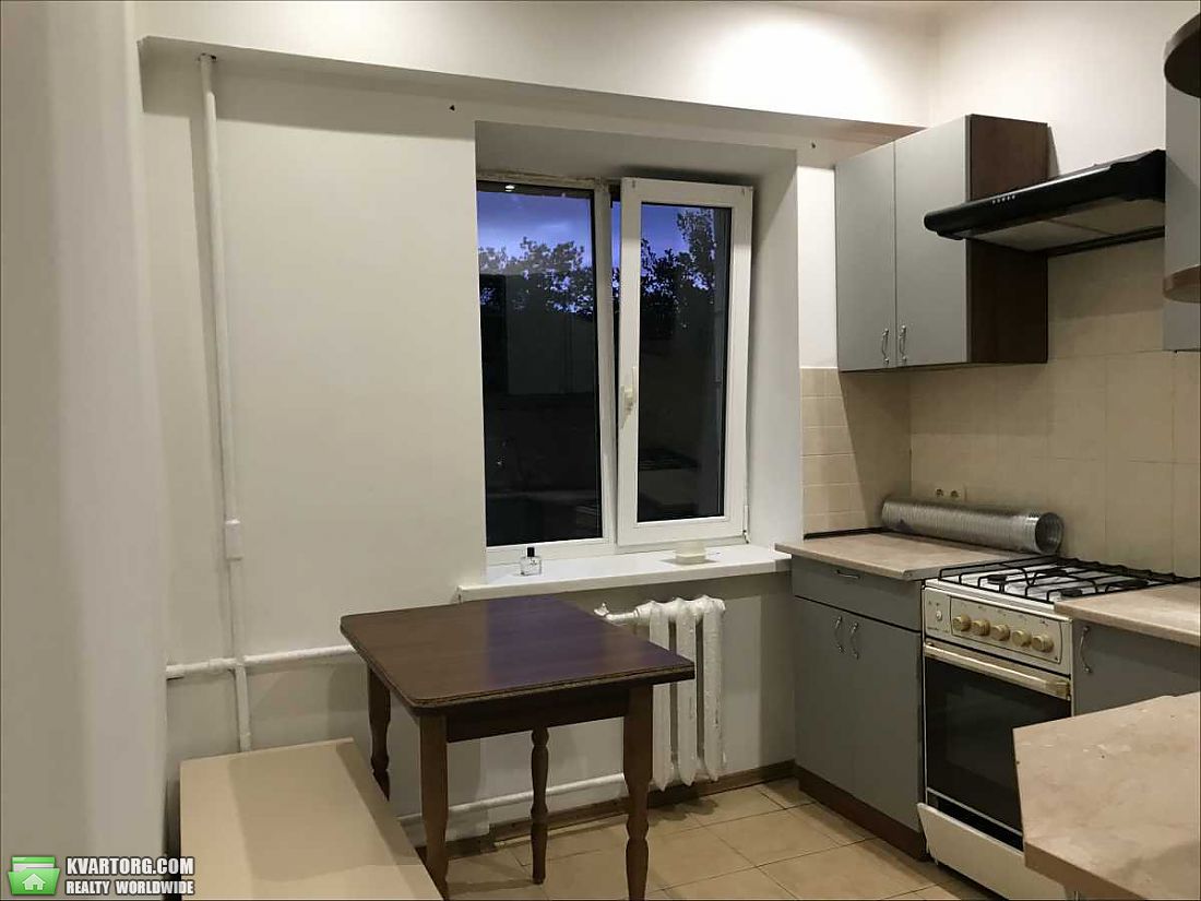 Sell 1-room apartment. Киев,  Вышгородская — photo 8