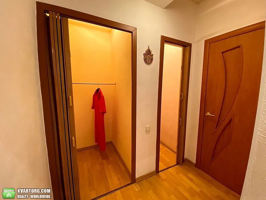 Sell 3-room apartment. Киев,  Козицкого — photo 7