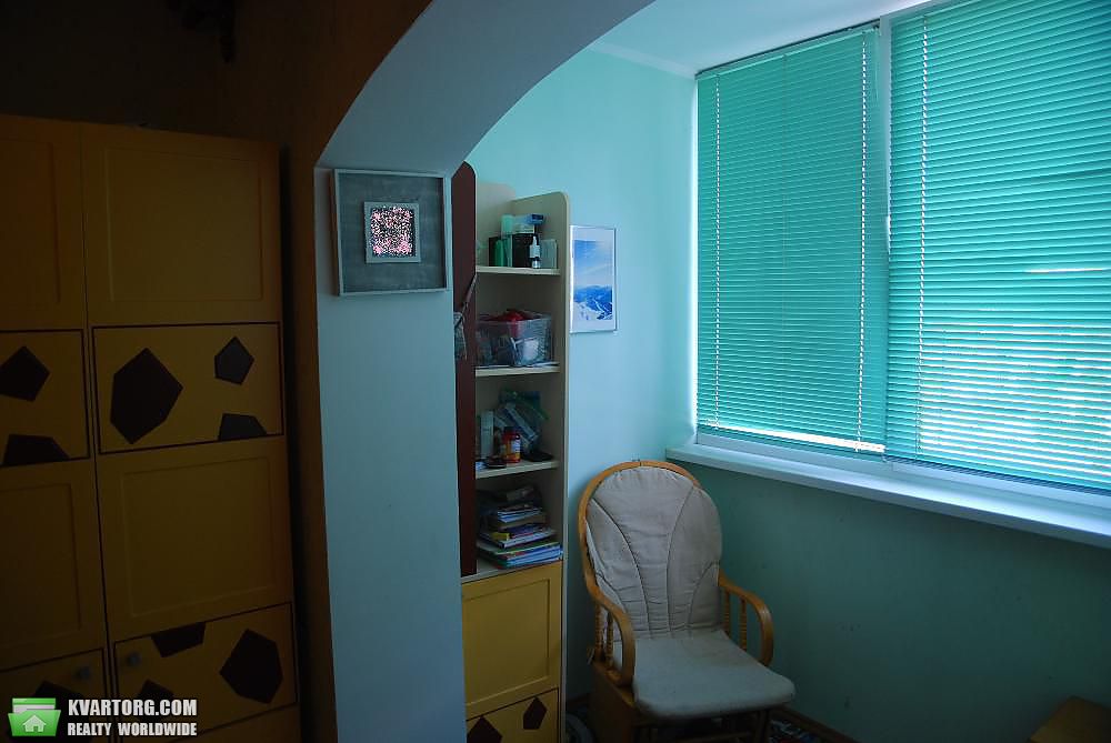Sell 4-room apartment. Киев,  Срибнокильская — photo 6