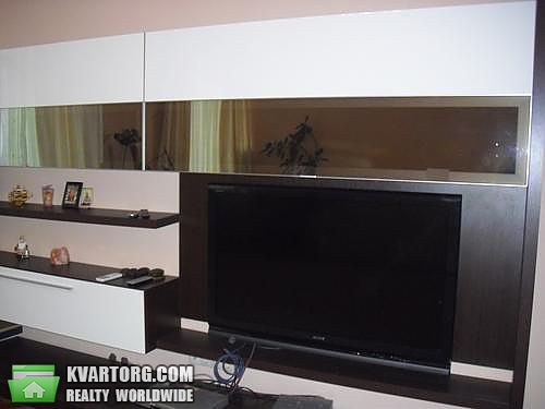 Rent out 3-room apartment. Киев,  Лысенко — photo 2
